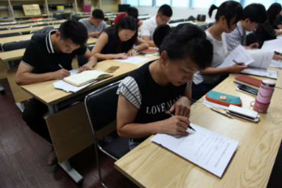 新征程，從(cóng)這裡(lǐ)起步——麗天防水(shuǐ)召開(kāi)2018年(nián)度第一(yī)期業(yè)務員(yuán)集訓班